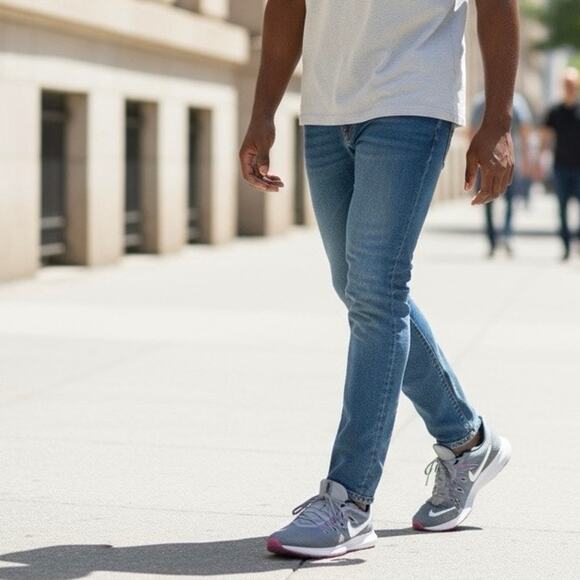 Nike Downshifter 8 Running Shoes Women’s 9.5 Gray Pink Lightweight Athleisure - Picture 1 of 16